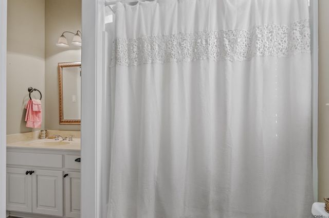 114 Serenity Dr, Denham Springs, LA 70706