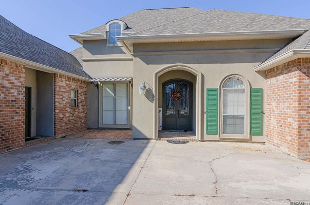 114 Serenity Dr, Denham Springs, LA 70706