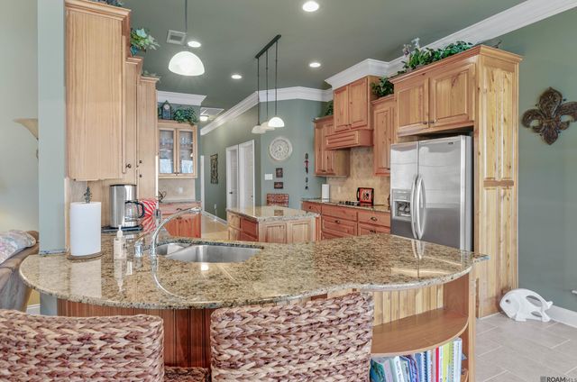 114 Serenity Dr, Denham Springs, LA 70706