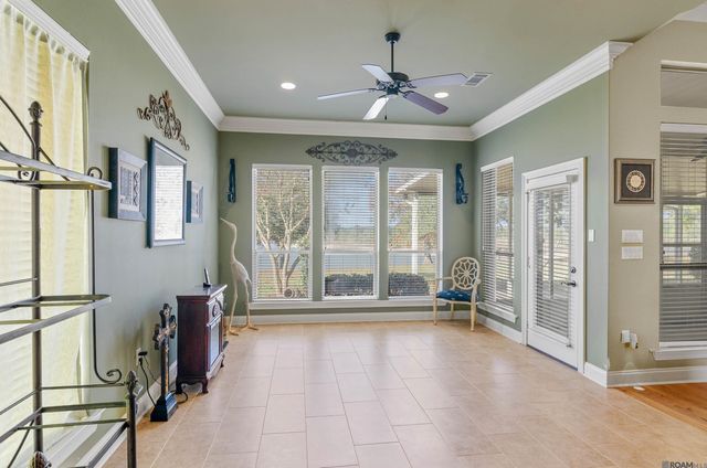 114 Serenity Dr, Denham Springs, LA 70706