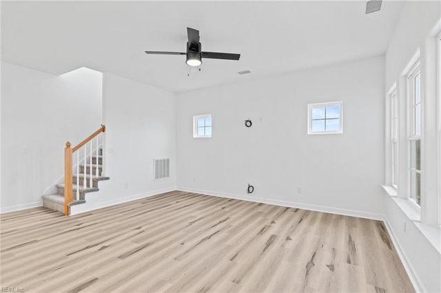 102 Ryker RD W, Moyock, NC 27958