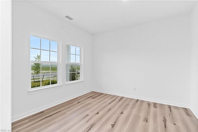 102 Ryker RD W, Moyock, NC 27958