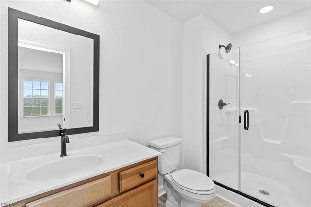 102 Ryker RD W, Moyock, NC 27958