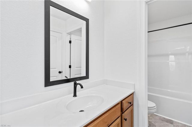 102 Ryker RD W, Moyock, NC 27958