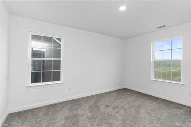 102 Ryker RD W, Moyock, NC 27958