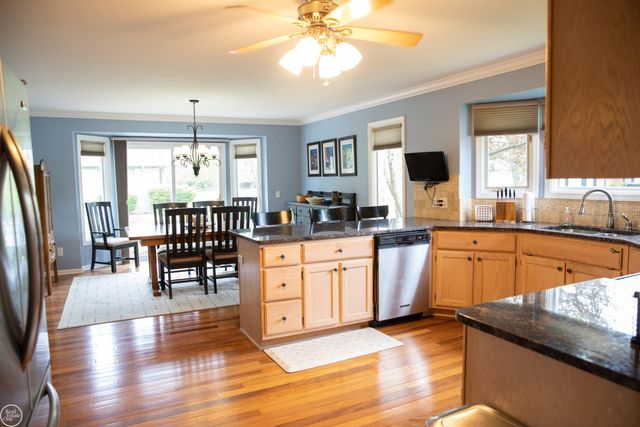 17385 Hillcrest Drive, Macomb Twp, MI 48044