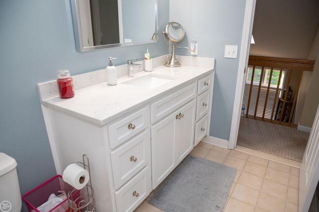 17385 Hillcrest Drive, Macomb Twp, MI 48044