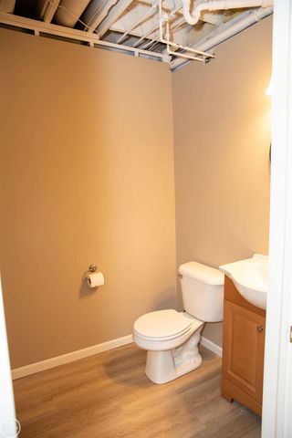 17385 Hillcrest Drive, Macomb Twp, MI 48044