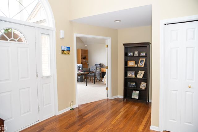 17385 Hillcrest Drive, Macomb Twp, MI 48044