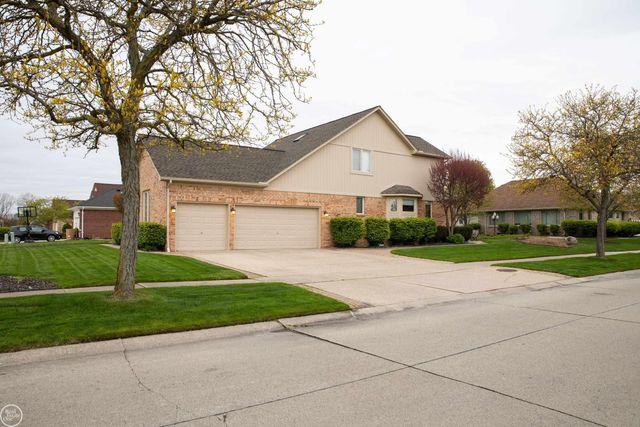 17385 Hillcrest Drive, Macomb Twp, MI 48044