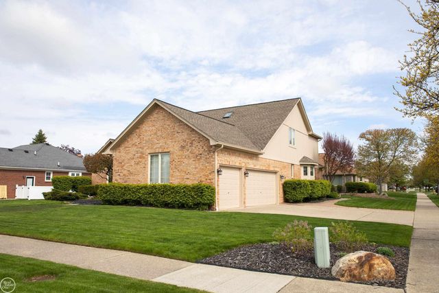17385 Hillcrest Drive, Macomb Twp, MI 48044