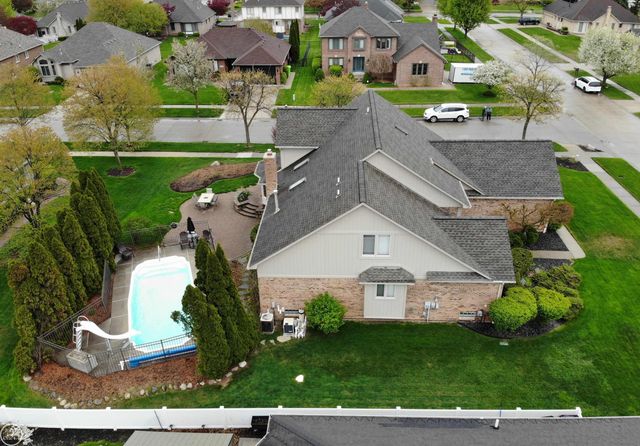 17385 Hillcrest Drive, Macomb Twp, MI 48044