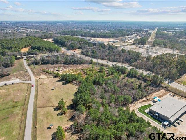 3111 & 3215 W Grande Blvd., Tyler, TX 75703