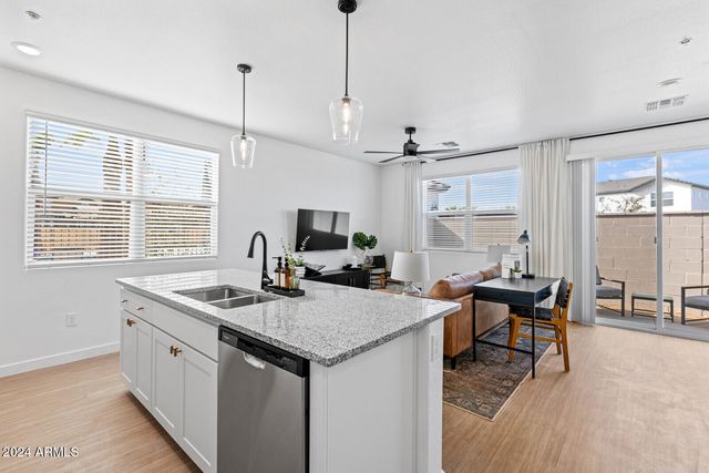 35155 N THOMPSON Road 2C, San Tan Valley, AZ 85144