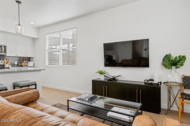 35155 N THOMPSON Road 2C, San Tan Valley, AZ 85144