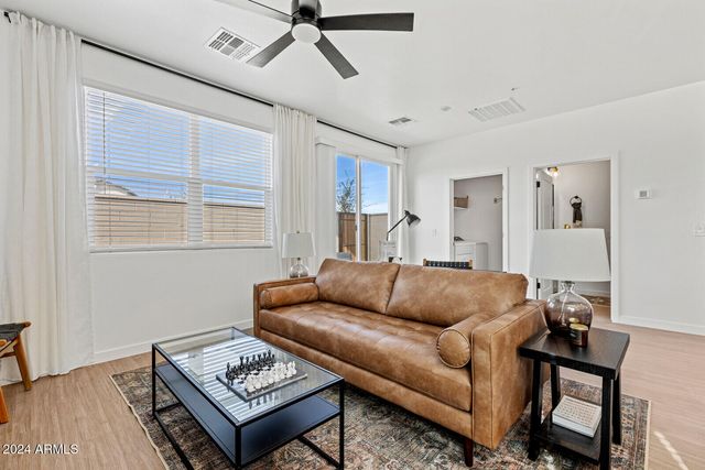 35155 N THOMPSON Road 2C, San Tan Valley, AZ 85144