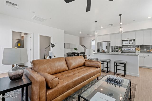 35155 N THOMPSON Road 2C, San Tan Valley, AZ 85144