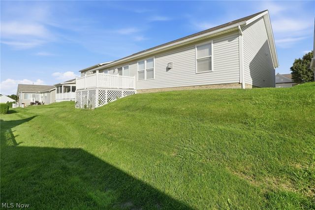 320 Falling Leaf Drive, Seven Hills, OH 44131