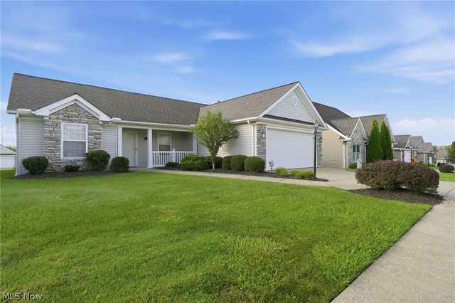 320 Falling Leaf Drive, Seven Hills, OH 44131