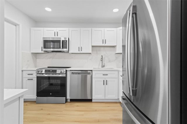 3000 S Course Dr 607, Pompano Beach, FL 33069