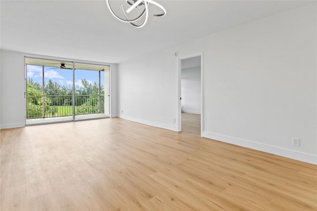 3000 S Course Dr 607, Pompano Beach, FL 33069