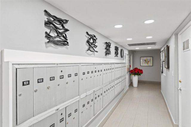 3000 S Course Dr 607, Pompano Beach, FL 33069