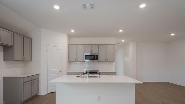 2016 Bandito Bluff PASS, Leander, TX 78641