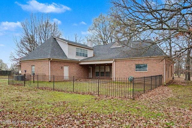 655 Long Street, Southaven, MS 38672