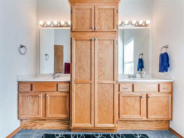 11521 Canyon Oaks Drive 14, Mcloud, OK 74851