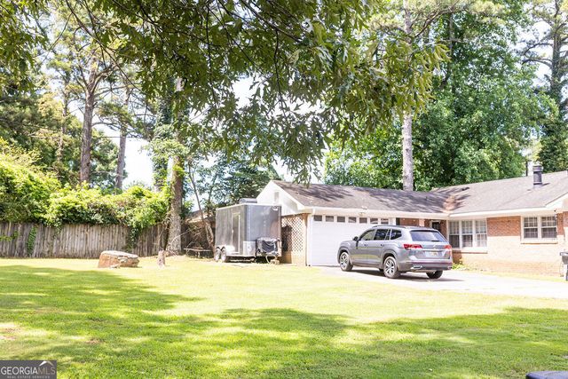 500 Camelot Drive, Lagrange, GA 30241