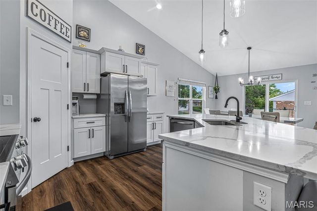 625 Lind Road, Unincorporated, MO 63125