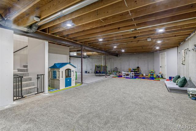 625 Lind Road, Unincorporated, MO 63125