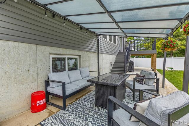625 Lind Road, Unincorporated, MO 63125