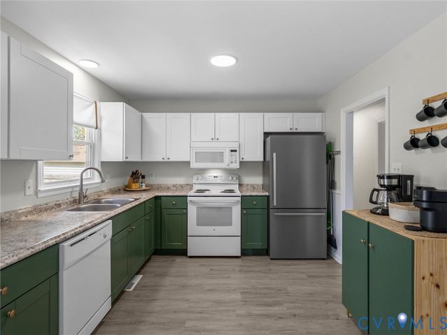 1214 Cameron Ave, Chester, VA 23836