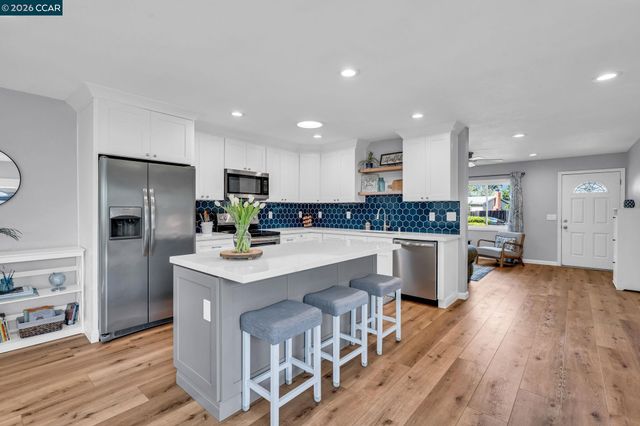 1340 Sunshine Dr., Concord, CA 94520