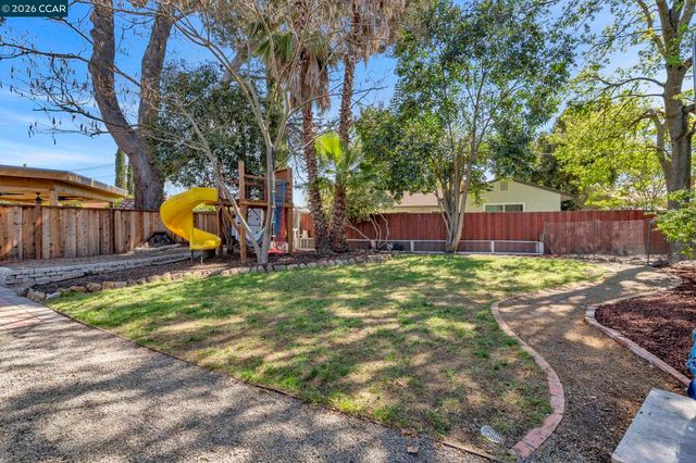 1340 Sunshine Dr., Concord, CA 94520