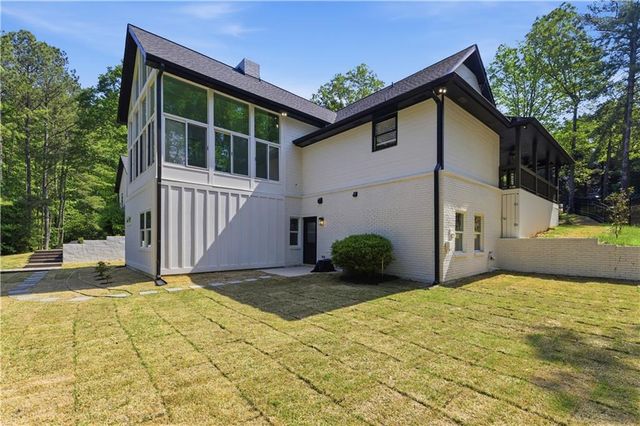 3380 Wildwood Road, Suwanee, GA 30024