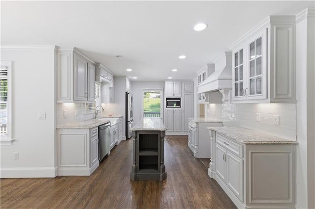 3380 Wildwood Road, Suwanee, GA 30024