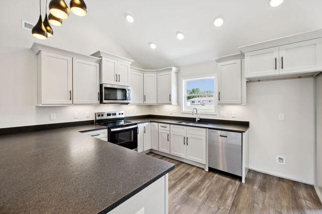 269 Dogwood Circle, Smithville, TN 37166