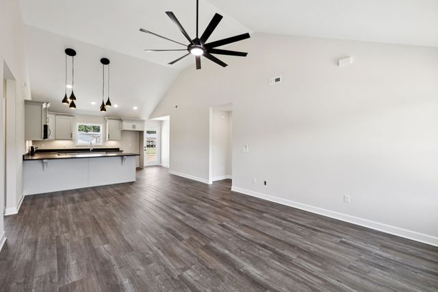 269 Dogwood Circle, Smithville, TN 37166