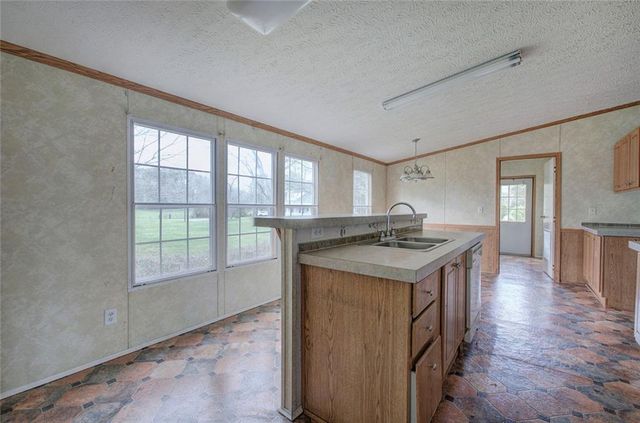 990 Taylorsville Road, Aragon, GA 30104