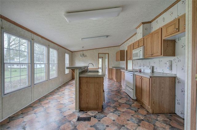 990 Taylorsville Road, Aragon, GA 30104