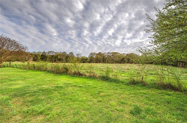 990 Taylorsville Road, Aragon, GA 30104