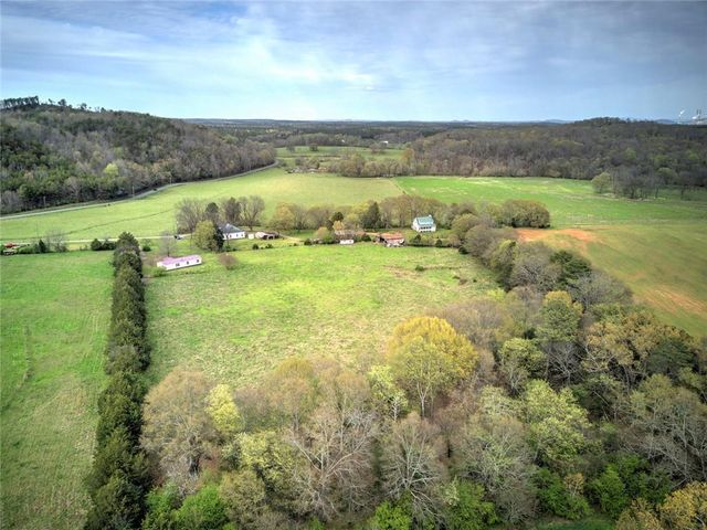 990 Taylorsville Road, Aragon, GA 30104