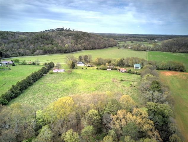 990 Taylorsville Road, Aragon, GA 30104