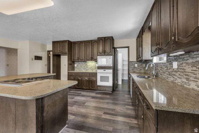 10705 S 300 E, Sandy, UT 84070