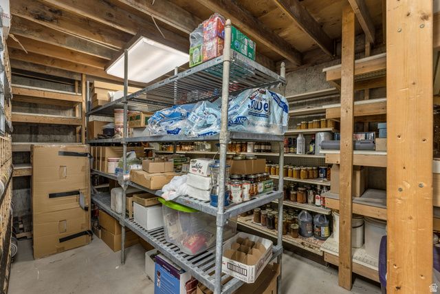 10705 S 300 E, Sandy, UT 84070