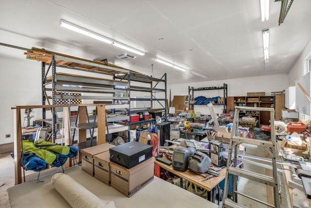 10705 S 300 E, Sandy, UT 84070