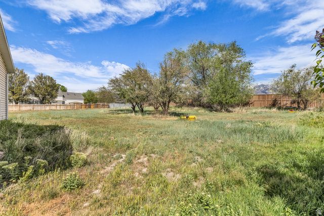 10705 S 300 E, Sandy, UT 84070