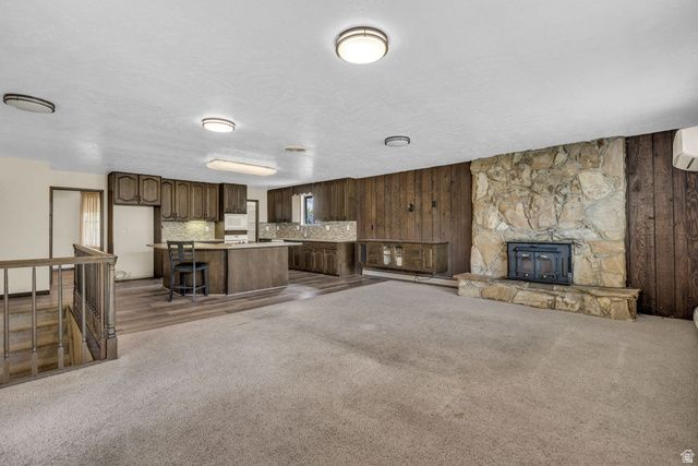 10705 S 300 E, Sandy, UT 84070